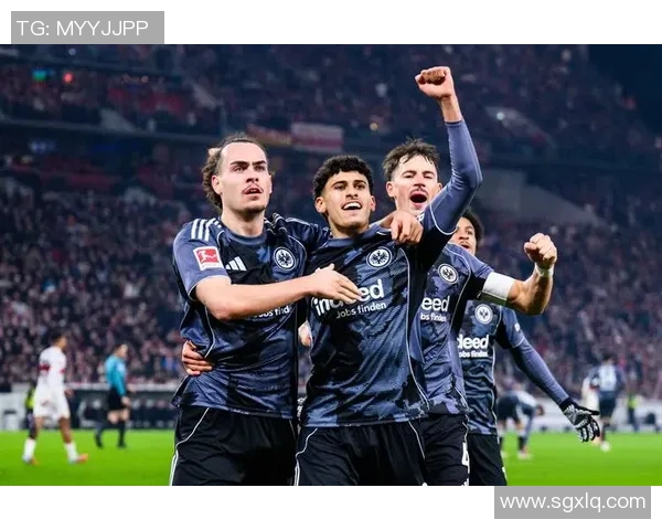 斯图加特主场大胜汉堡，取得宝贵三分！